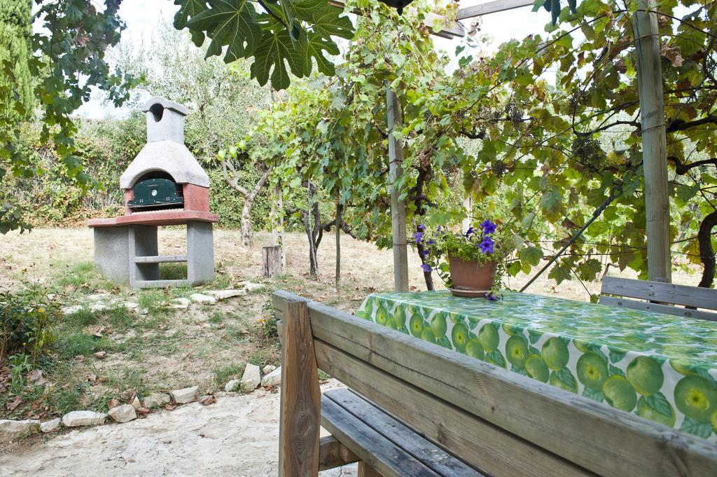 Casa Castellina Guest House Фолиньо Стая снимка